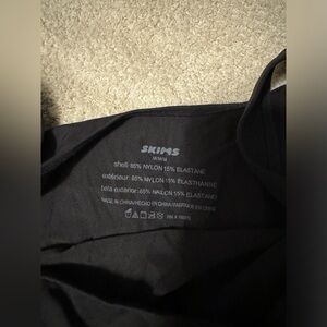 SKIMS SOFT SMOOTHING SEAMLESS BODYSUIT